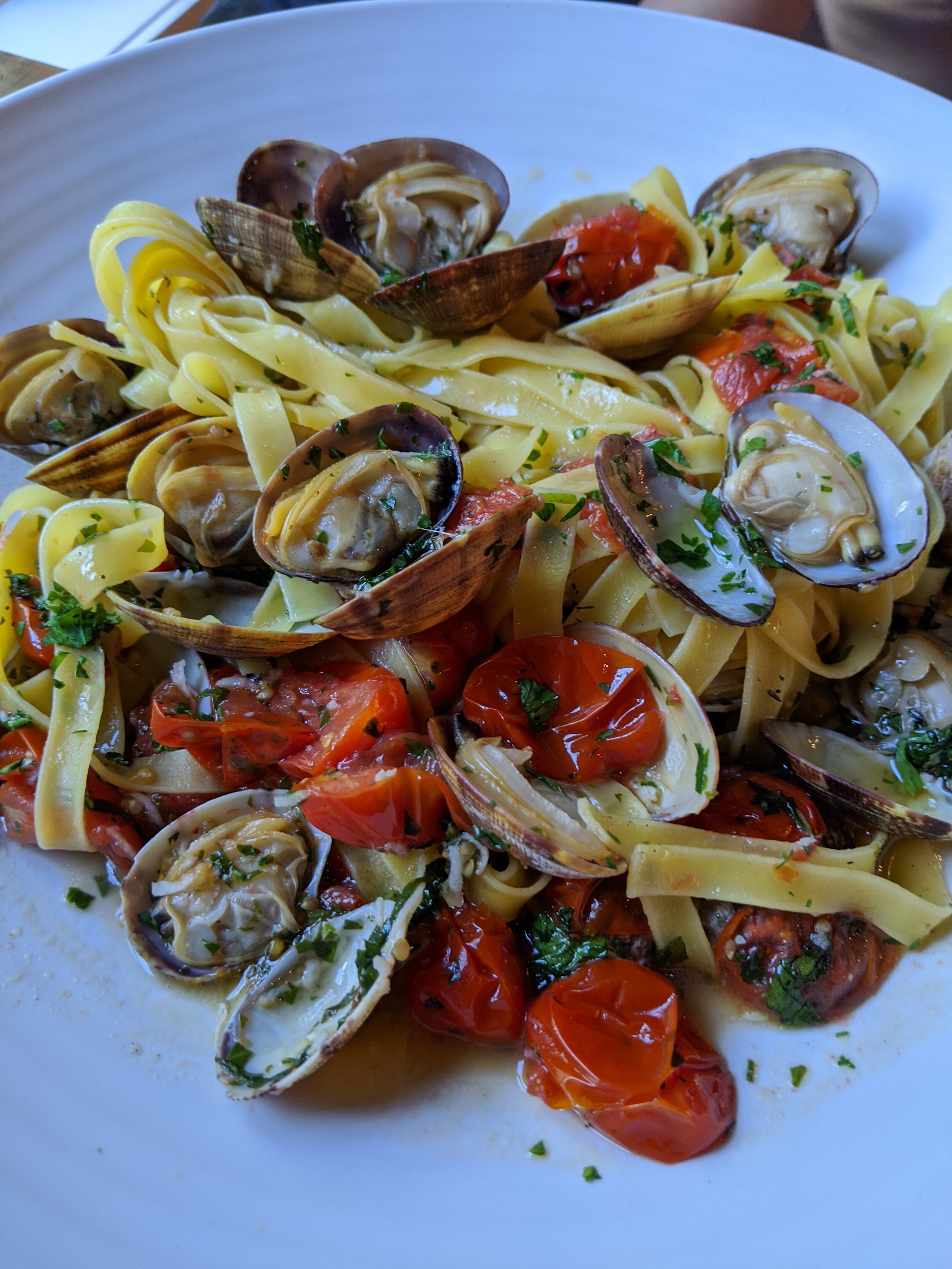 Vongole Linguine - loaded with fresh clams, cherry tomatoes, shallots, and fresh herbs in a white wine. This is a must order! One of my favourite dishes of the night.
