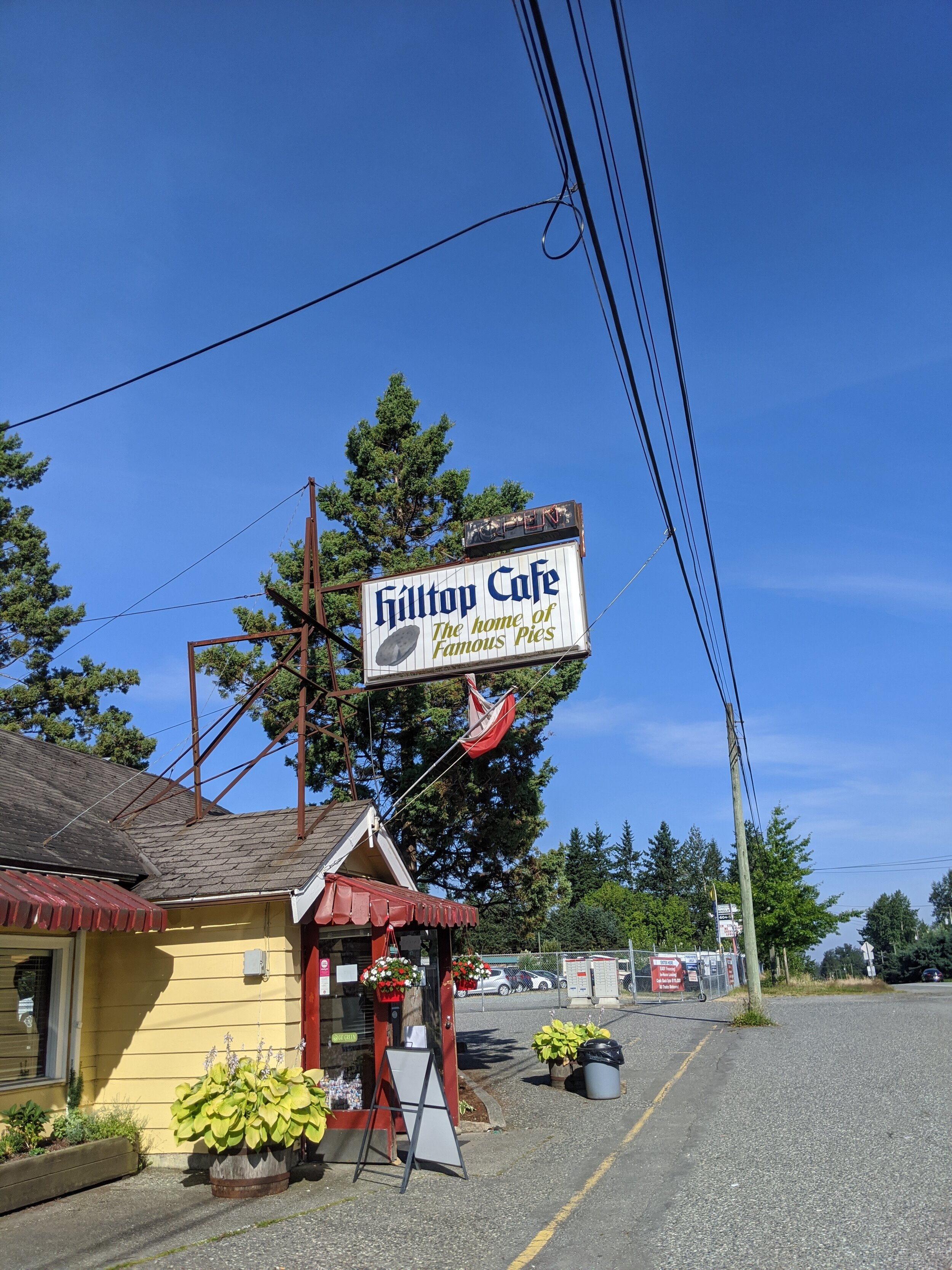Hilltop roadside diner. Unfortunately, I didn’t have the stomach room to try their famous pie.
