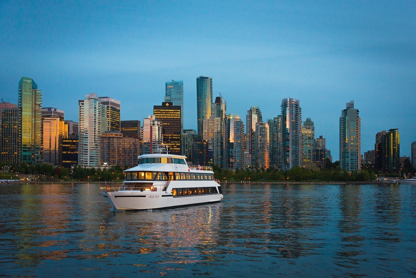 Pacific Yacht Charters offers 'Off-The-Boat' Catering and TO-GO Meals.